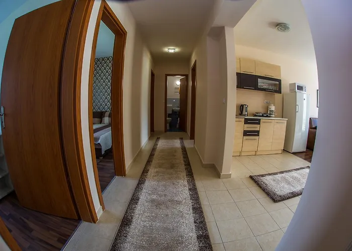 Aqua Line Apartmanhaz Hajduszoboszlo