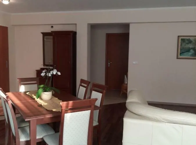 Aqua Line Apartmanhaz Hajduszoboszlo