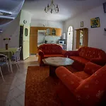 Appartement Aqua Line Apartmanhaz *