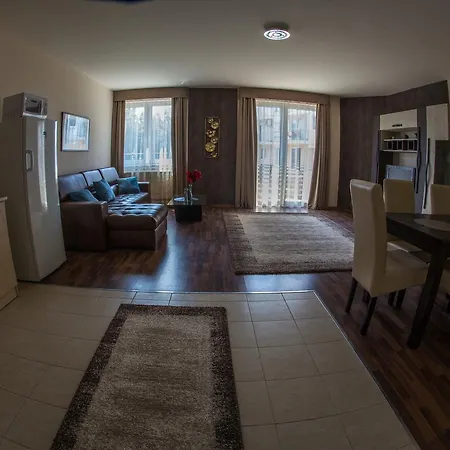 Aqua Line Apartmanhaz * Hajdúszoboszló