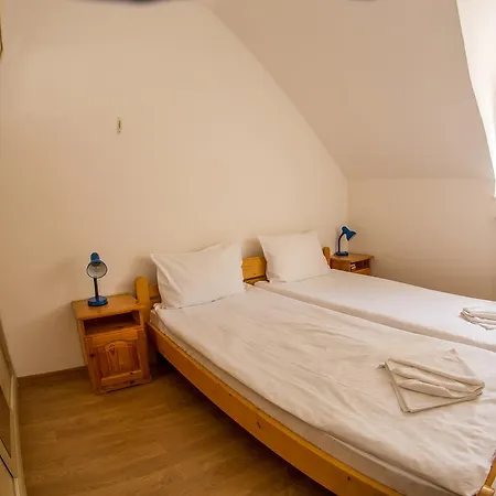 Aqua Line Apartmanhaz Hajduszoboszlo