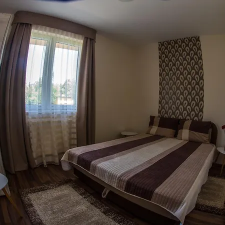Aqua Line Apartmanhaz Hajduszoboszlo