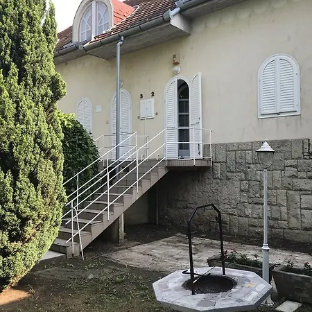 Aqua Line Apartmanhaz