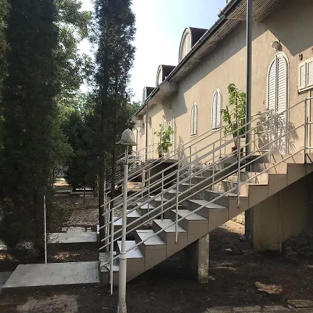 Aqua Line Apartmanhaz 아파트 Hajdúszoboszló